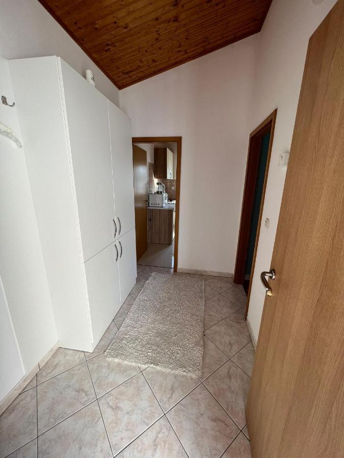 Apartments Toni Podstrana Kültér fotó