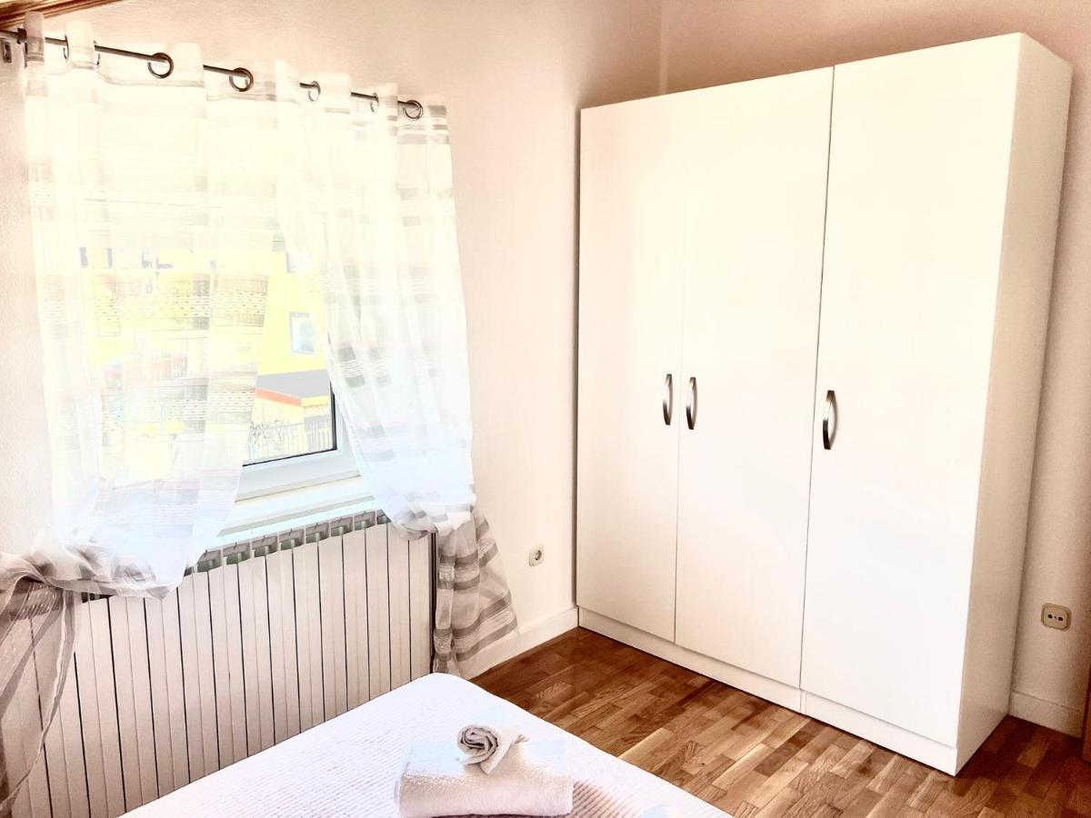 Apartments Toni Podstrana Kültér fotó